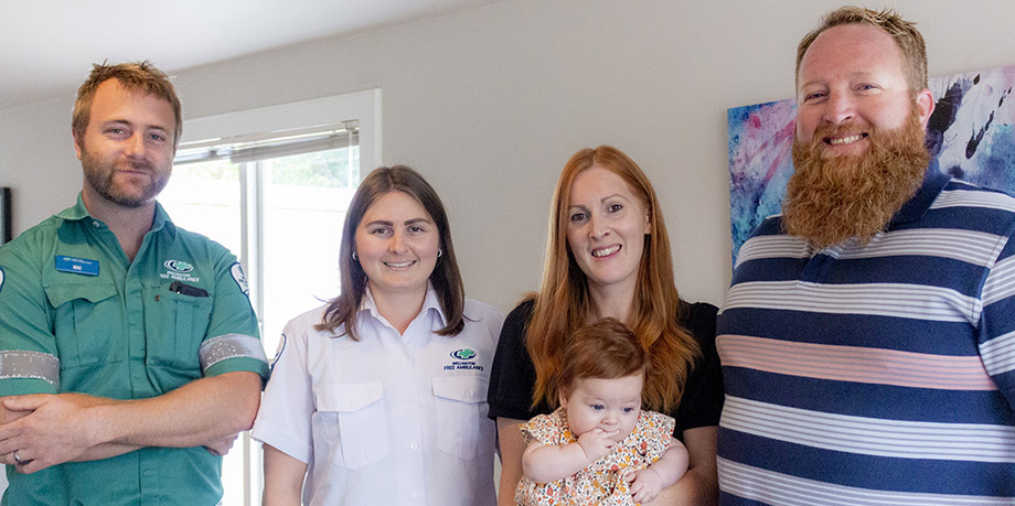 Paramedic Mike and call taker Emma with mum Hayley, baby Freya and dadLuke